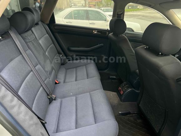 TANK GİBİ ARABA NADİR TEMİZLİKTE  Audi A6 