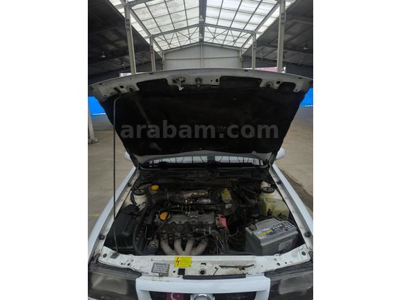 BİNİCİSİNE TEMİZ VECTRA GLS HIZLI OLAN KAZANIR