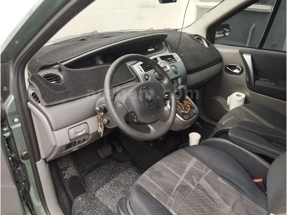 Sahibinden Renault Scenic 1.6 Dynamique 2005 Model