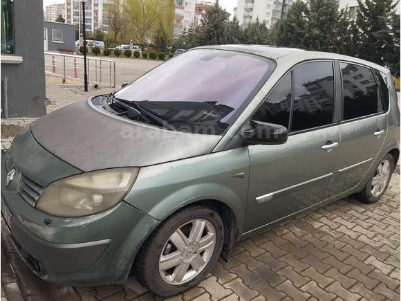 Sahibinden Renault Scenic 1.6 Dynamique 2005 Model