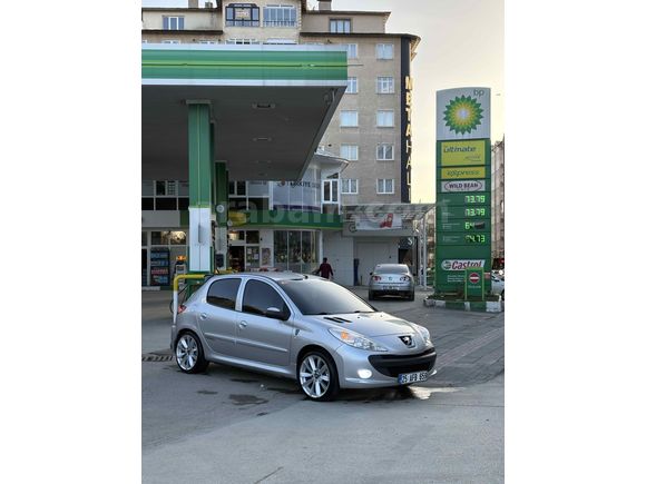 Sahibinden Peugeot 206+ 1.4 Sportium 2010 Model 