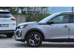Sahibinden Peugeot 2008 1.2 Hybrid Allure 2026 Model 