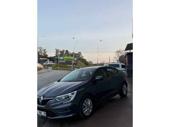 Sahibinden Renault Megane 1.3 TCe Touch 2024 Model 
