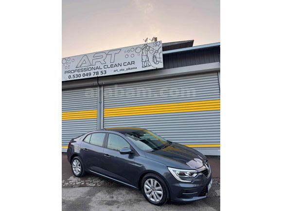 Sahibinden Renault Megane 1.3 TCe Touch 2024 Model 