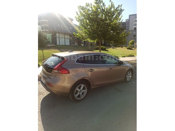 Sahibinden Volvo V40 1.6 D Premium 2015 Model
