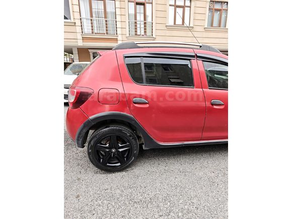 Sahibinden Dacia Sandero 1.5 dCi Stepway 2014 Model  353.000 km Bordo