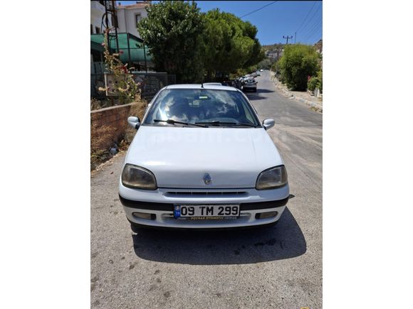 Sahibinden Renault Clio 1.4 RN 1997 Model İzmir