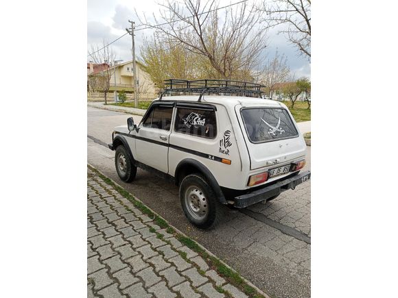 Sahibinden Lada Niva 1.6 1993 Model