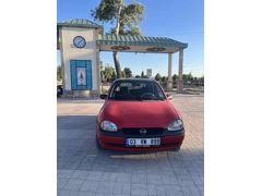 Sahibinden Opel Corsa 1.4 GLS 2000 
Model  223680 km Kırmızı