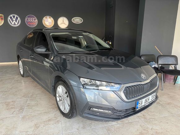 SKODA OCTAVİA 