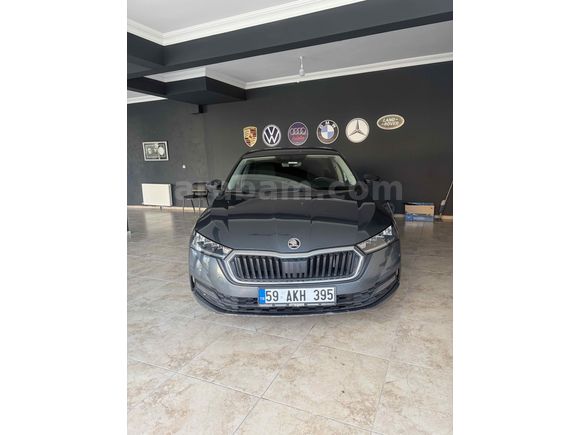 SKODA OCTAVİA 