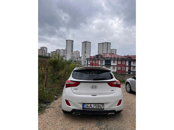 Sahibinden Hyundai i30 1.6 CRDi Elite 2014 Model