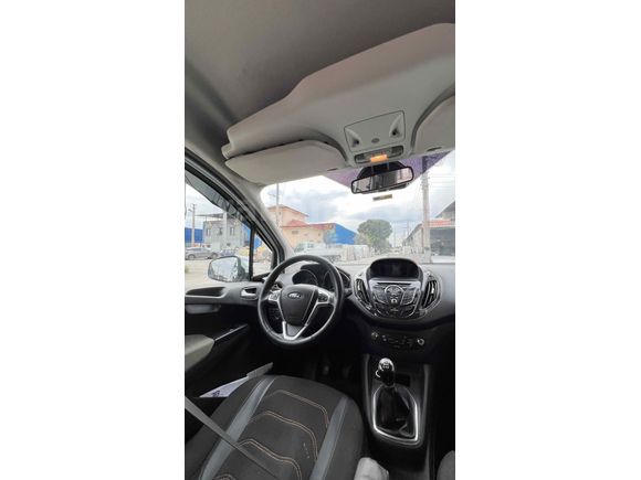 Sahibinden Ford Tourneo Courier 1.6 TDCi Titanium 2017 Model 