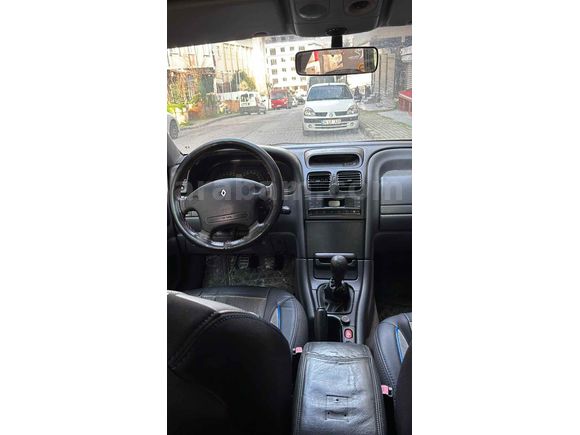 Sahibinden Renault Laguna 2.0 RXT 1998 Model 