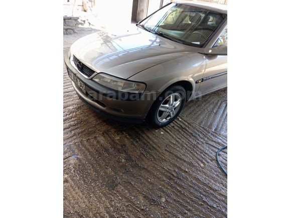 Sahibinden Opel Vectra 2.0 CD 1997 Model  168.000 km Bej