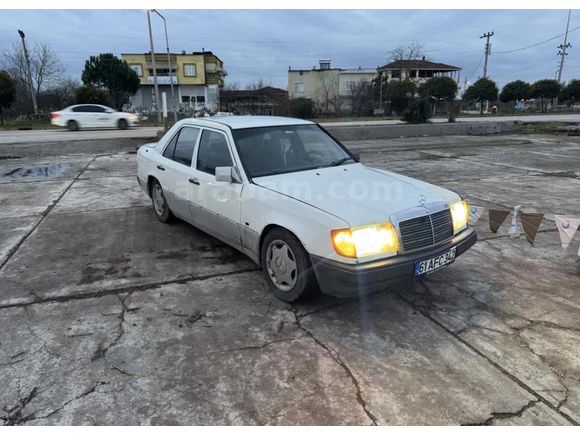 Sahibinden Mercedes - Benz E 200 d 1988 Model 