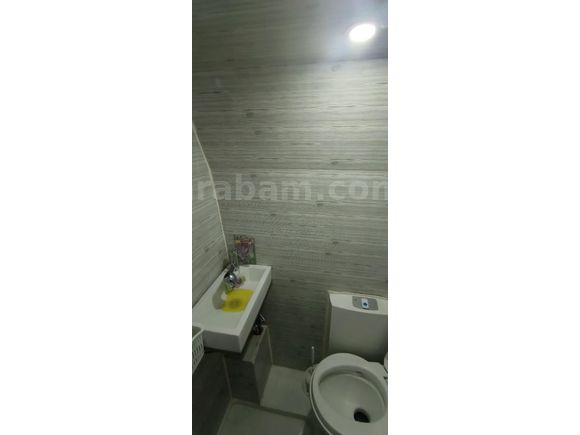 tam zamanlı yaşama uygun motokaravan