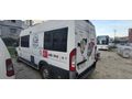 tam zamanlı yaşama uygun motokaravan