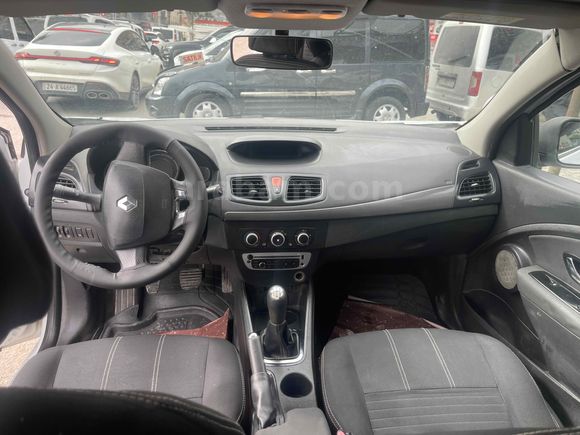 Galeriden Renault Fluence 1.5 dCi Touch 2016 Model Şırnak