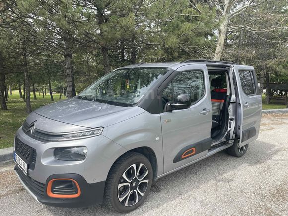 Sahibinden Citroen Berlingo 1.5 BlueHDI Shine Bold 2024 Model hp(plaka verilmeyecektir)