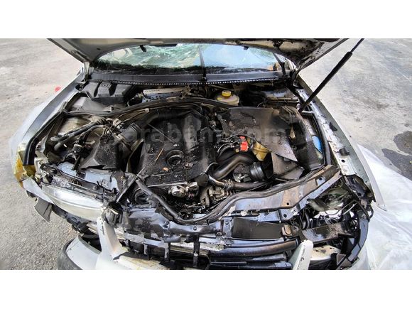 Sahibinden Volkswagen Passat 1.8 Basic 1999 Model  255.000 km Gri