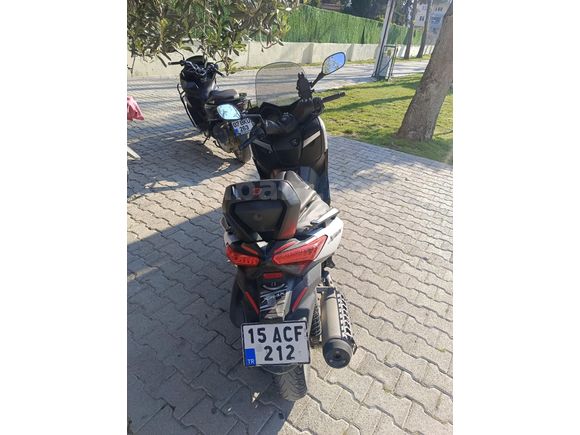 Öğretmenden Yamaha X-Max 250 ABS