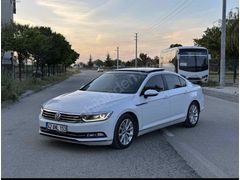 VOLKSWAGEN PASSAT 1.6 TDi BMT COMFORTLİNE CAM TAVAN- SANTOOF- FAR YIKAMA- LED FAR 