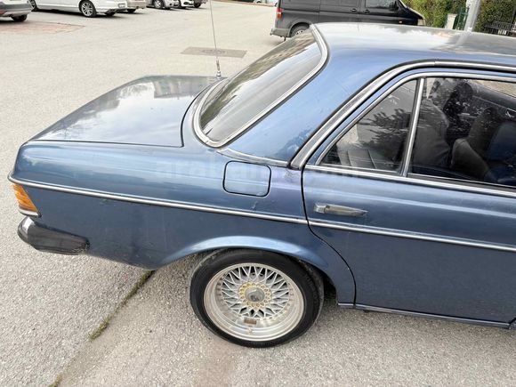 Mercedes 200D dizel 1976 Model 