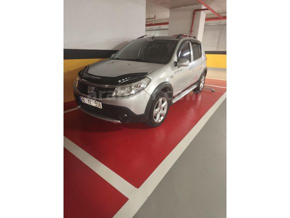 Sahibinden Dacia Sandero 1.5 dCi Stepway 2012 Model  191.000 km Gri (Gümüş)