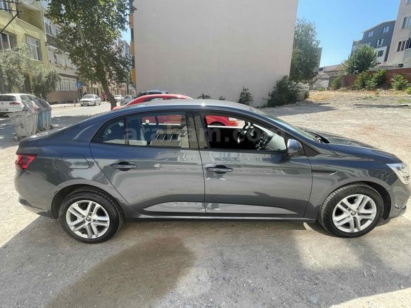 Sahibinden Renault Megane 1.3 TCe Joy 2020 Model 