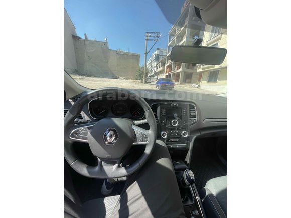 Sahibinden Renault Megane 1.3 TCe Joy 2020 Model 
