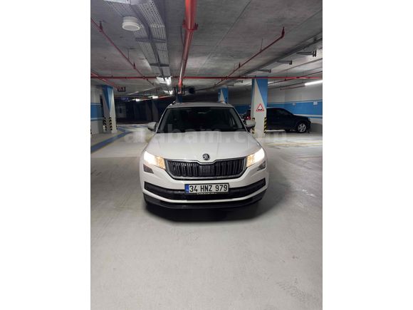 Sahibinden Skoda Kodiaq 1.5 TSI GreenTec Ambition 2018 Model cam tavan  