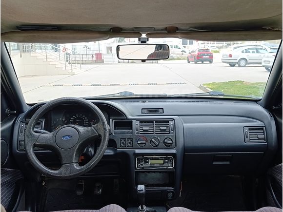 SSS CARS TAN 1995 MODEL FORD-ESCORT