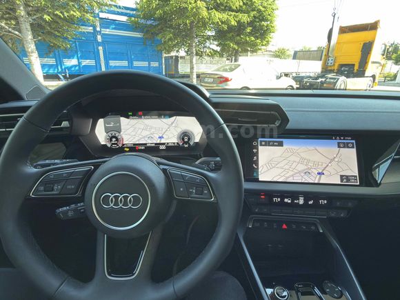 2024 AUDİA3 3.5 TFSİ MAKYAJLI ORJİNAL HATASIZ