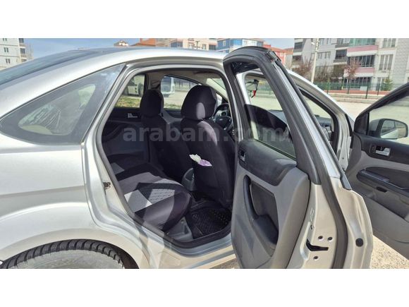 Sahibinden Ford Focus 1.6 TDCi Trend 2010 Model 