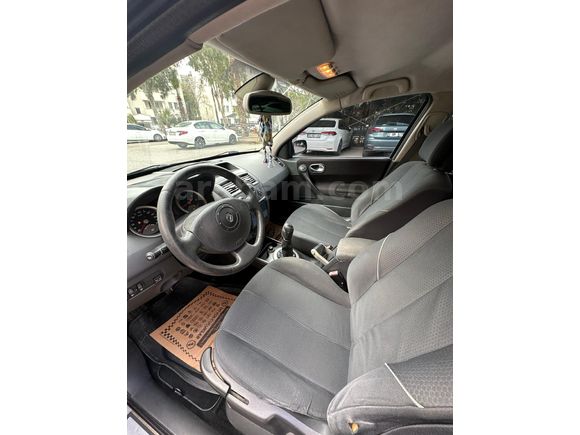 Sahibinden Renault Megane 1.6 Dynamique 2004 Model