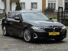 BOYASIZ 2023 BMW 5.20 İ LUXURY LİNE SADECE 53 BİN KM SİYAH-TABA