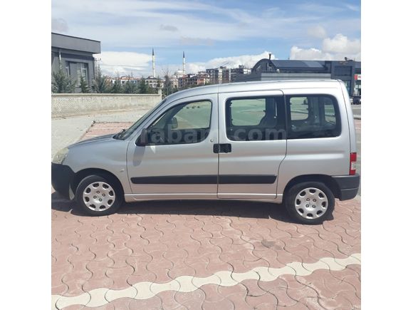 Sahibinden Peugeot Partner 1.9 D 2008 Model