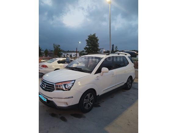 Sahibinden Ssangyong Rodius 2.0 e-XDI 4x4 Platinum 2014 Model 