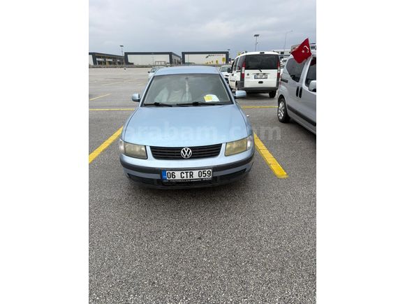 Sahibinden Volkswagen Passat trendline 1.8  2000 Model  378.000 km Mavi (metalik)
