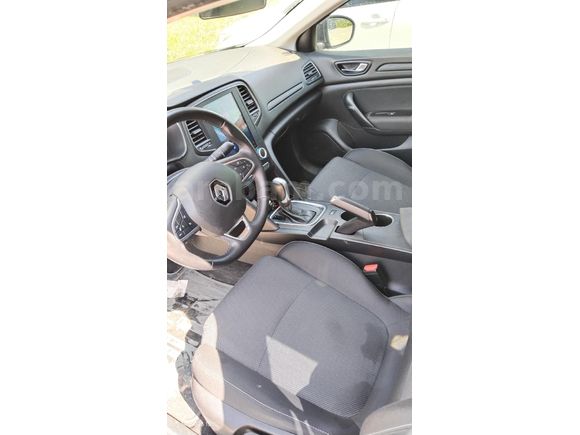 Sahibinden Renault Megane 1.3 TCe Joy 2022 Model