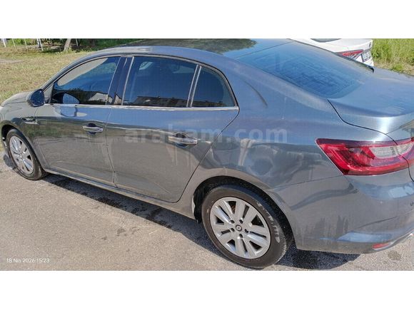 Sahibinden Renault Megane 1.3 TCe Joy 2022 Model