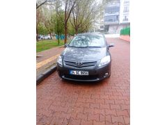 Sahibinden Toyota Auris 1.4 D-4D Comfort Extra 2011 Model