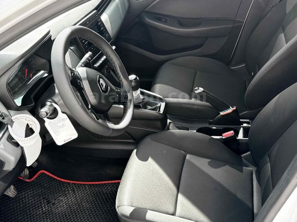 Sahibinden Renault Clio 1.0 SCe Joy 2022 Model 