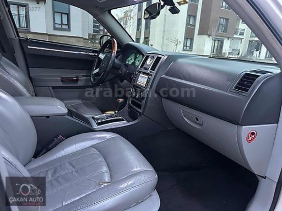 ÇAKAN AUTO'DAN 2007 MODEL KUSURSUZ TEMİZLİKTE CHRYSLER..