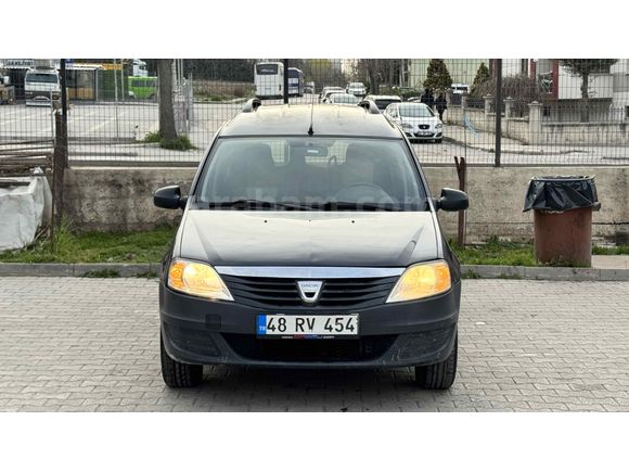 Sahibinden Dacia Logan 1.6 MCV Ambiance 2010 Model 