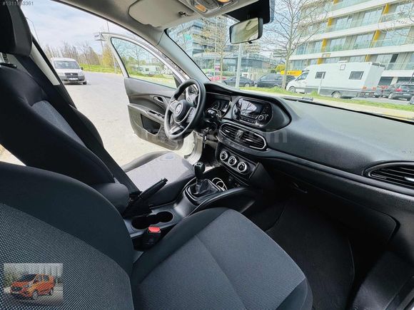 ROYAL AUTO DAN 2022 MODEL FIAT EGEA 1.3 MJT EASY NOKTA ÇİZİK YOK