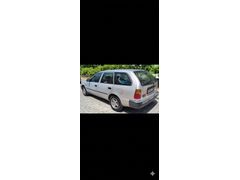 Toyota Corolla station wagon 1.3 XL 1998 Model