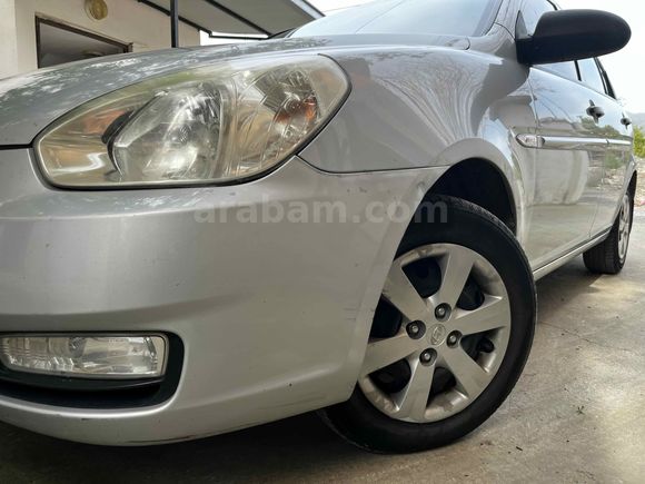 Hyundai Accent Era 1.4 Team Hatasız  2010 Model  176000 km 