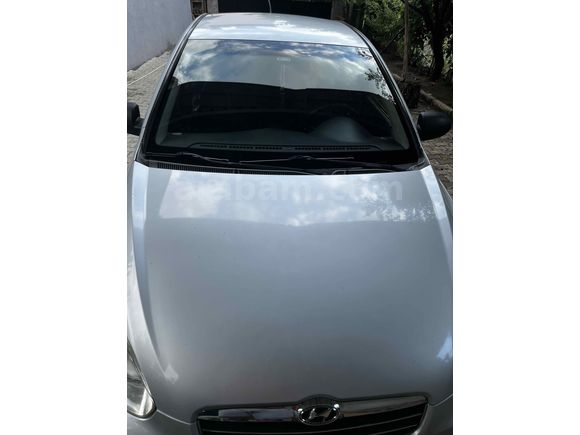 Hyundai Accent Era 1.4 Team Hatasız  2010 Model  178000 km 